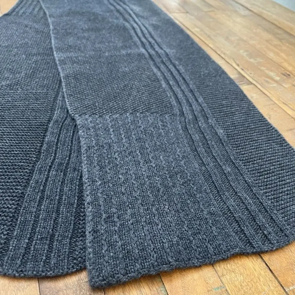 Calibrate One Size Gray Knitted Scarf Wool Blend